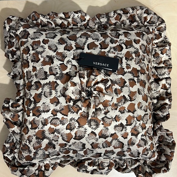 Versace Leopard Jacquard Cushion - Picture 2 of 4